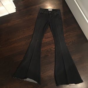 Free People Flare Jeans. Black size 25