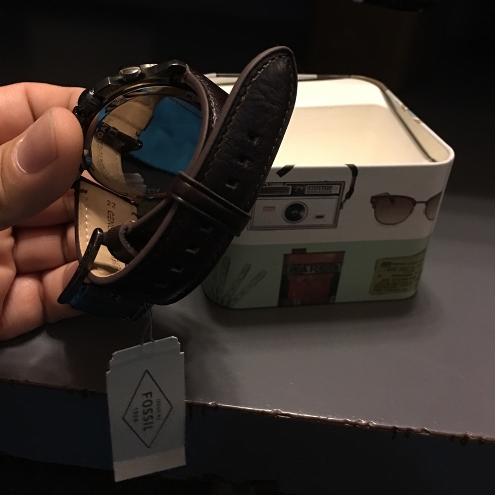 Fossil Watch - Picture 5 of 8