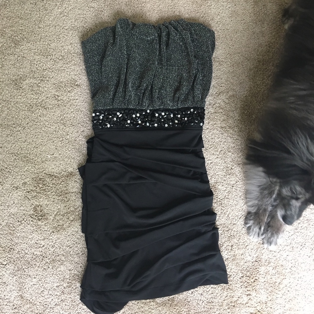 Adorable black and silver dress!