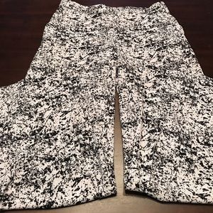 Women's L New York & Co. Wide Leg pull-on pants