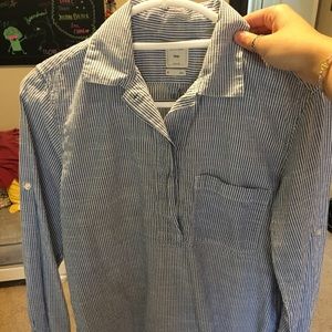 gap shirt NEVER WORN
