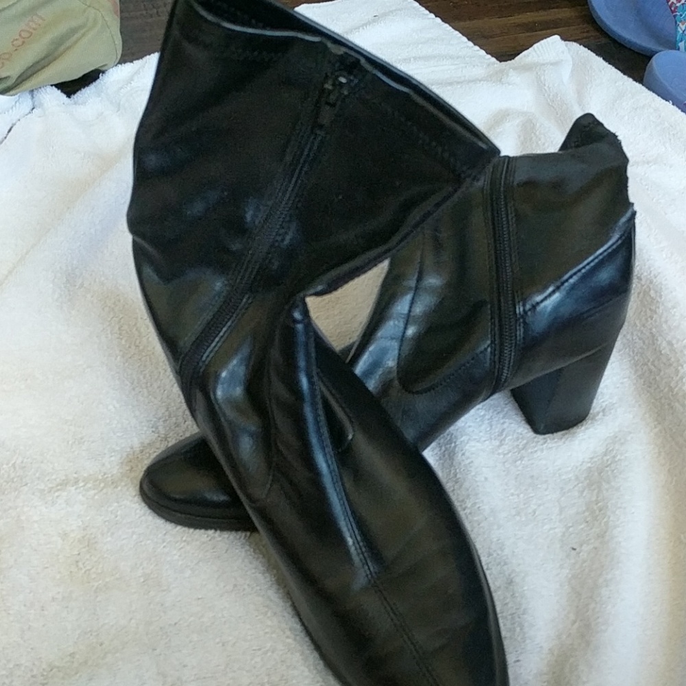 Aerosoles size 10 leather boots