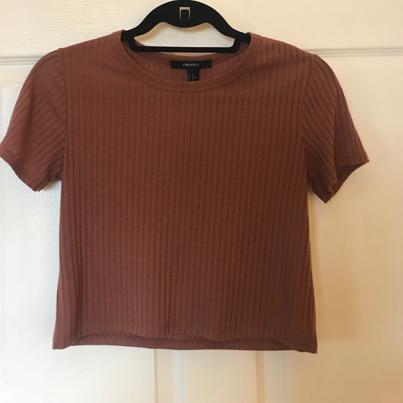 Forever 21 Tops - Forever 21 Crop Top.