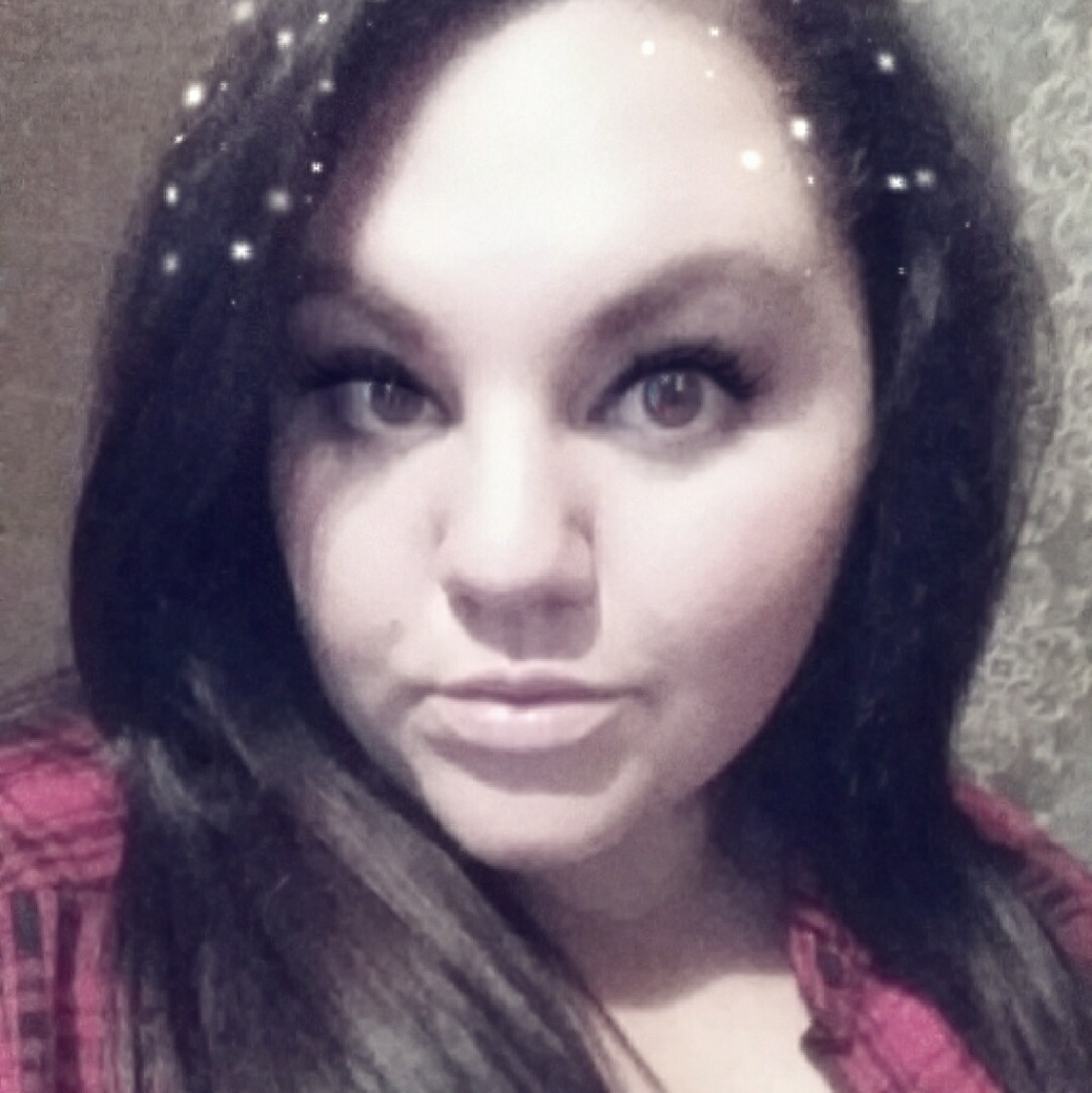 Meet your Posher, Kelli