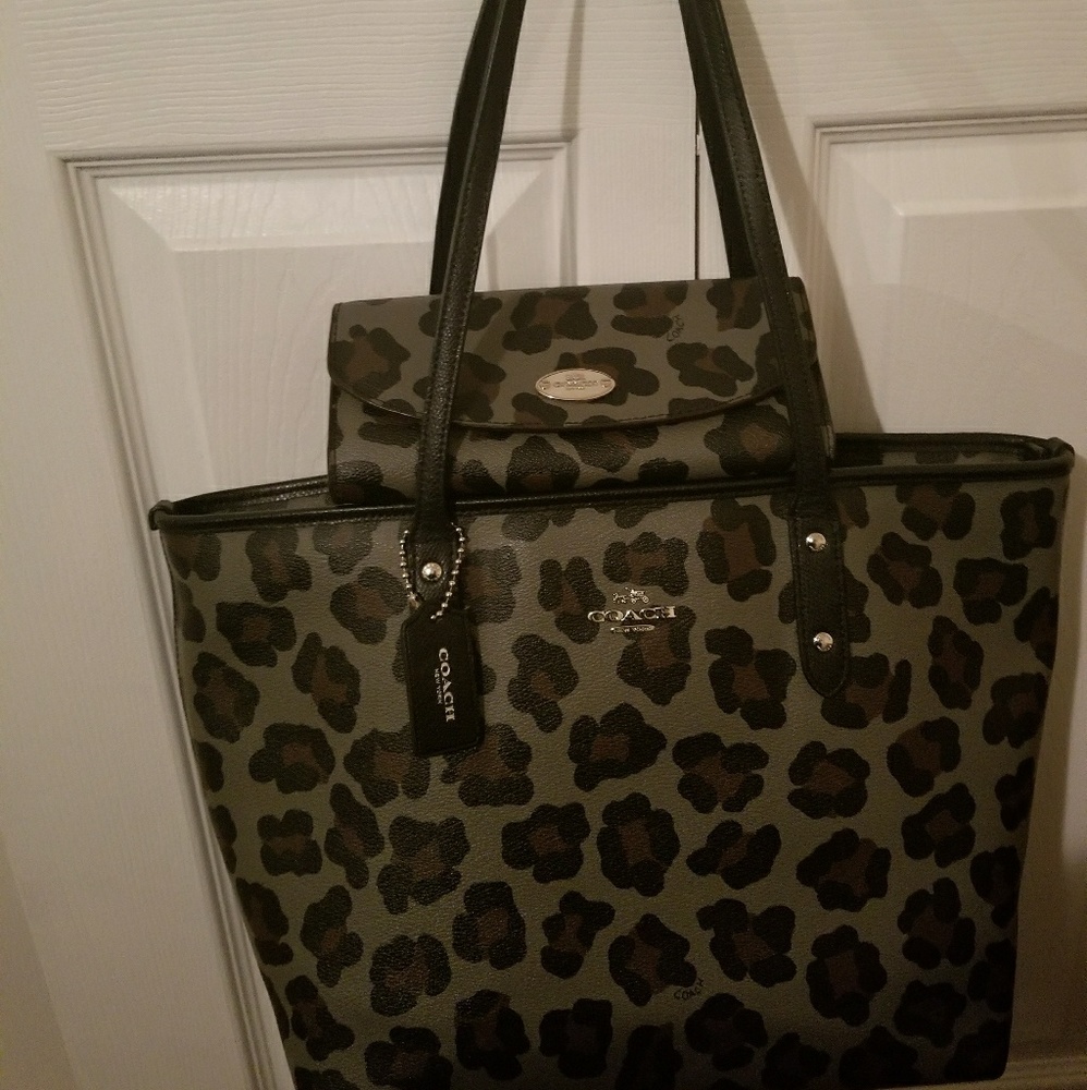 Coach  authentic purse & wallet