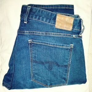 LUCKY BRAND BLUE JEANS