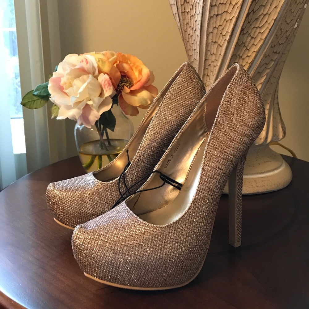 Glitzy platform heels, BRAND NEW!
