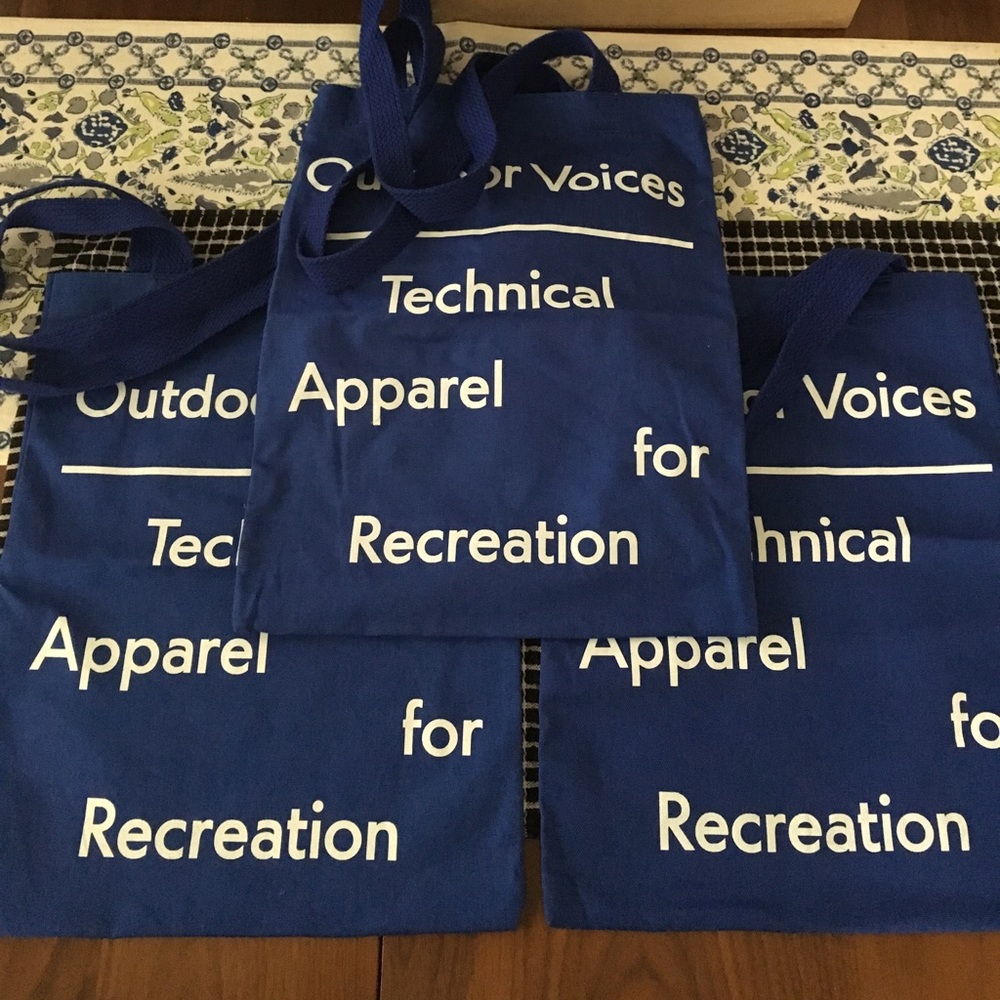 Outdoor Voices blue totes