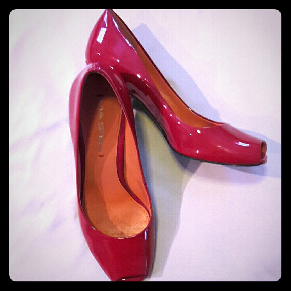 Via Spiga ♡Red Leather knock out heels! Sz6