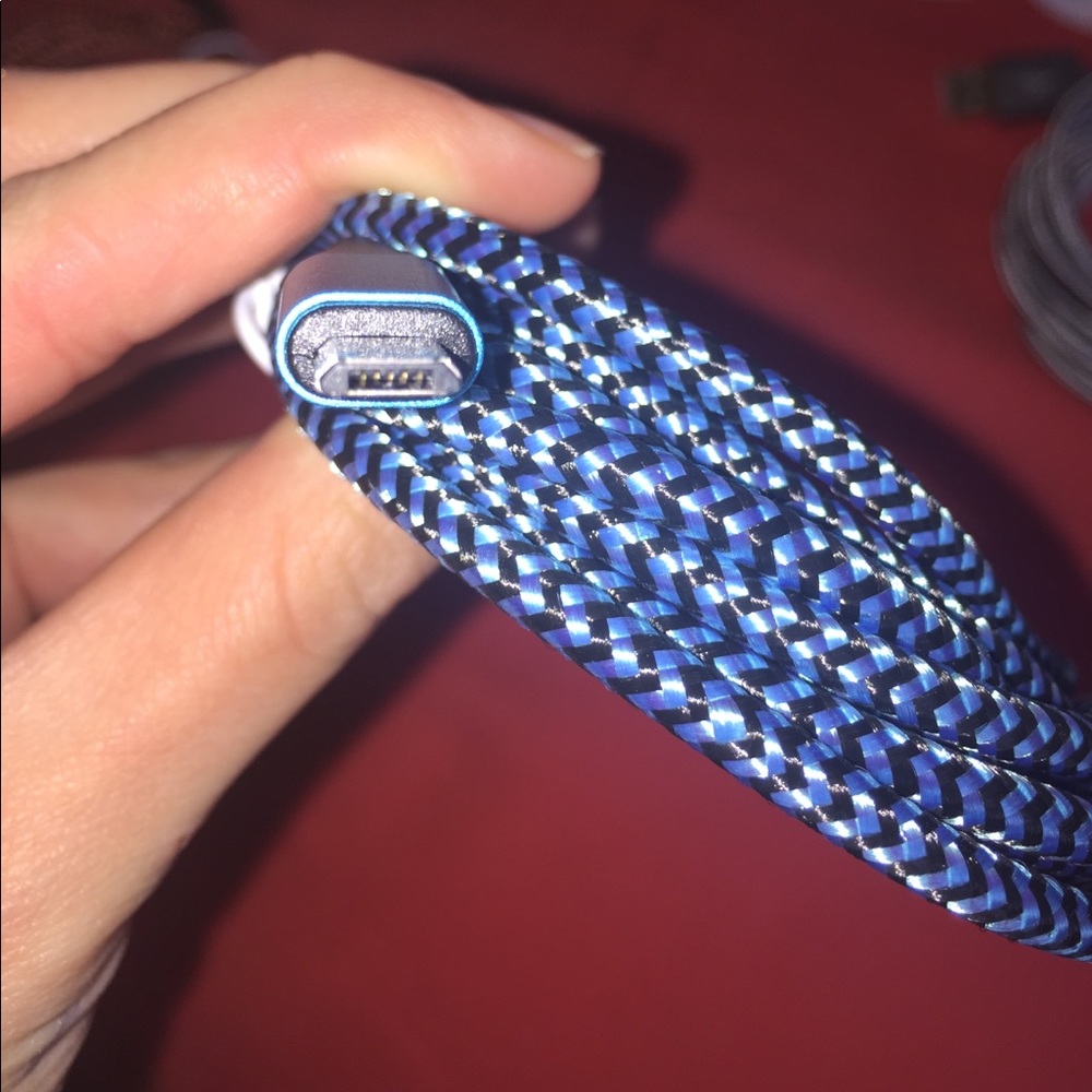 Android charger - Picture 2 of 2