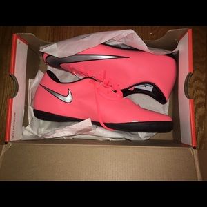 Nike indoor cleats