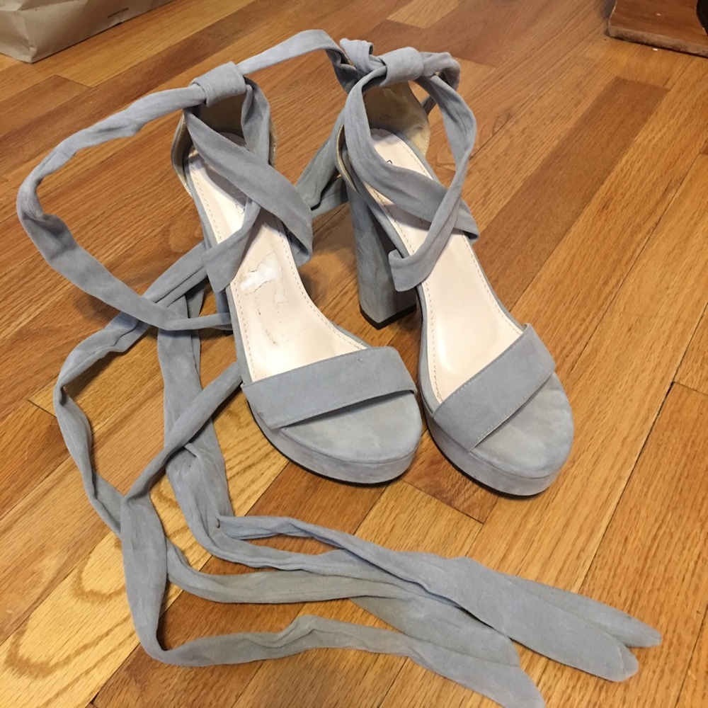 Cute light blue platform heals