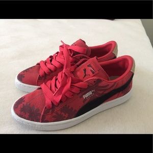 Red Palm Tree Pumas