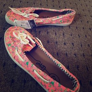 Printed shoes (brand new)