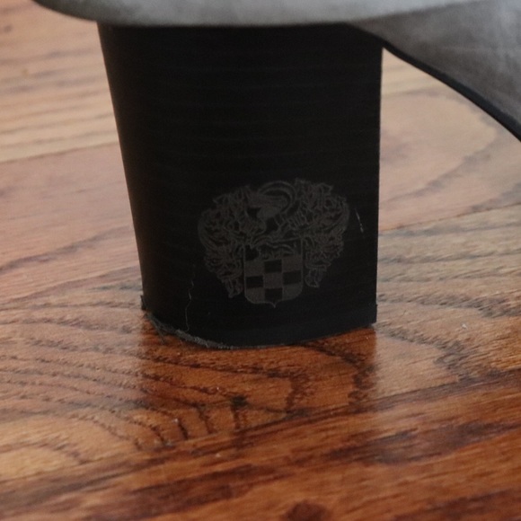 VINCE CAMUTO Boots - Picture 6 of 7