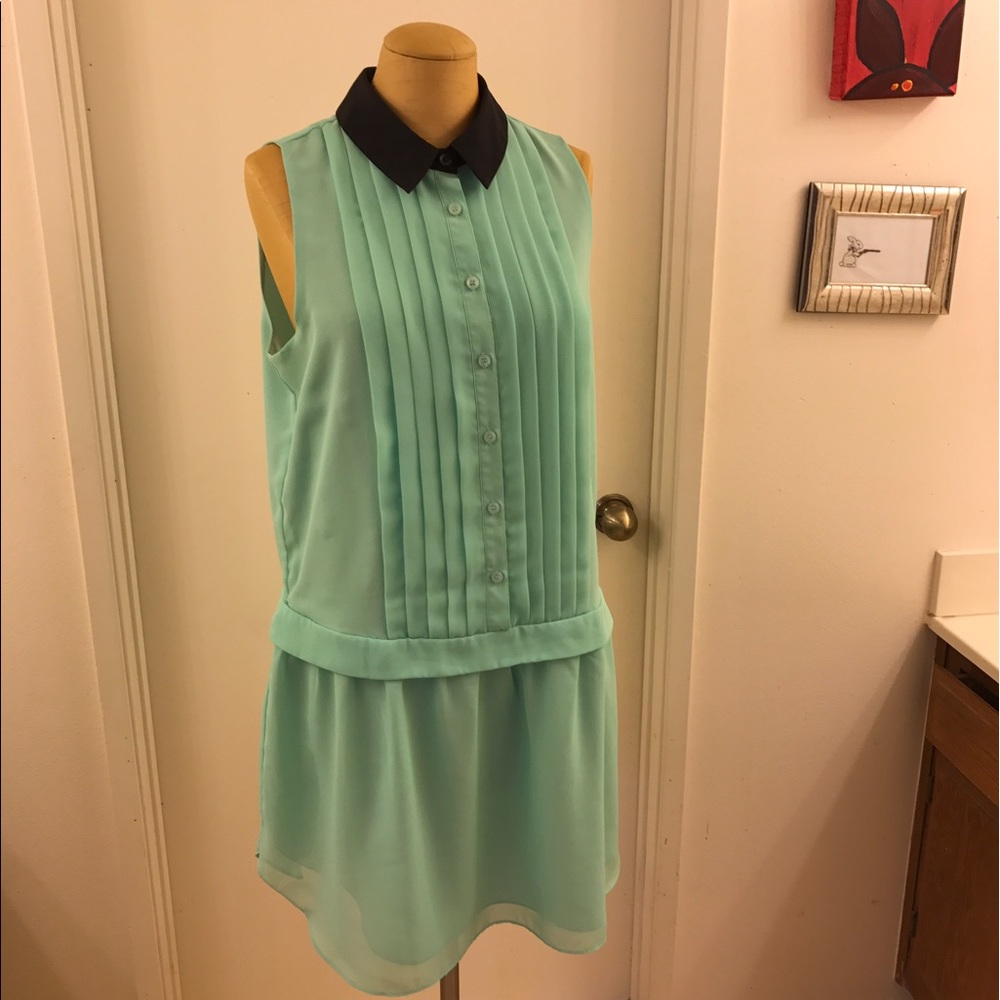 💥Mint Green BCBGeneration Drop waist Shirt Dress.