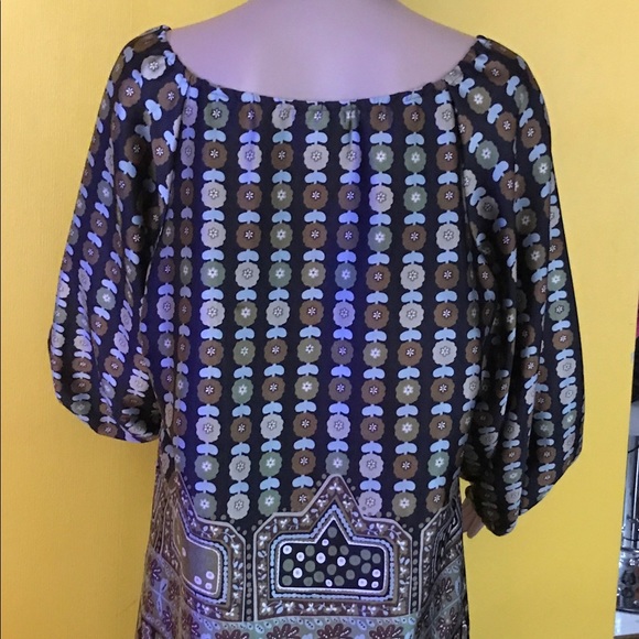 Top - Picture 2 of 4