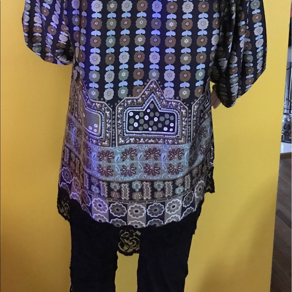 Top - Picture 3 of 4