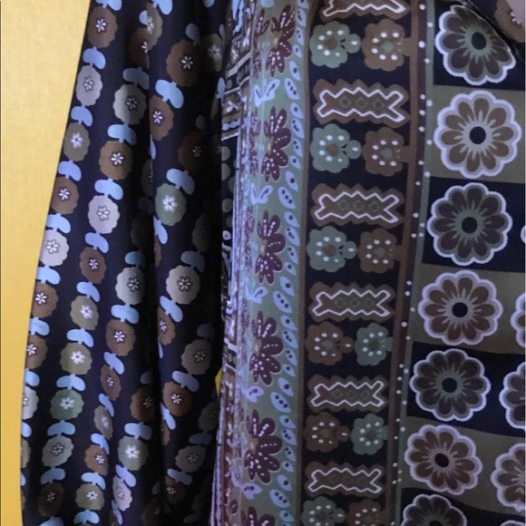 Top - Picture 4 of 4