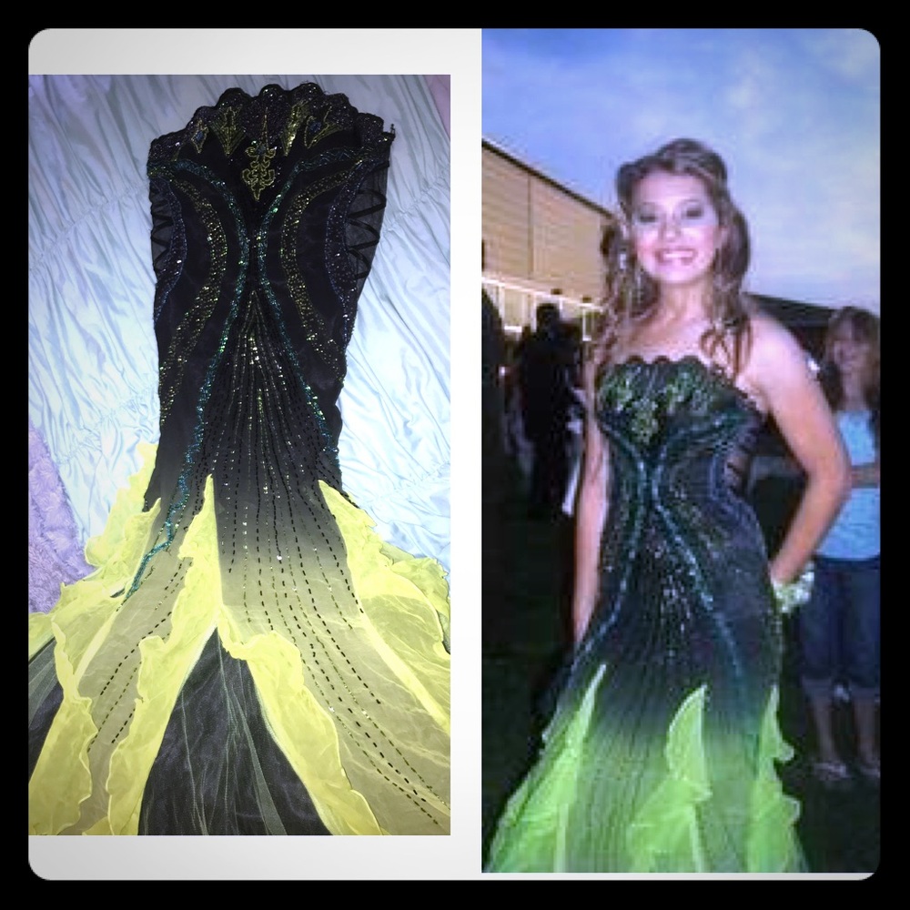 Dark mermaid prom gown