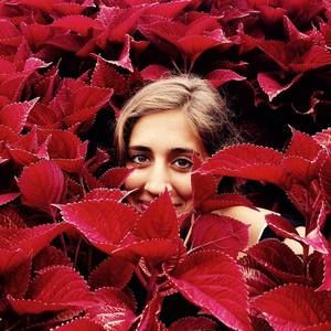 Meet your Posher, Julia