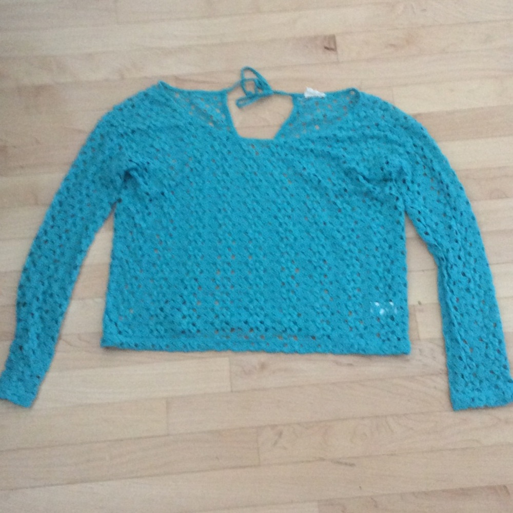 Blue crop top