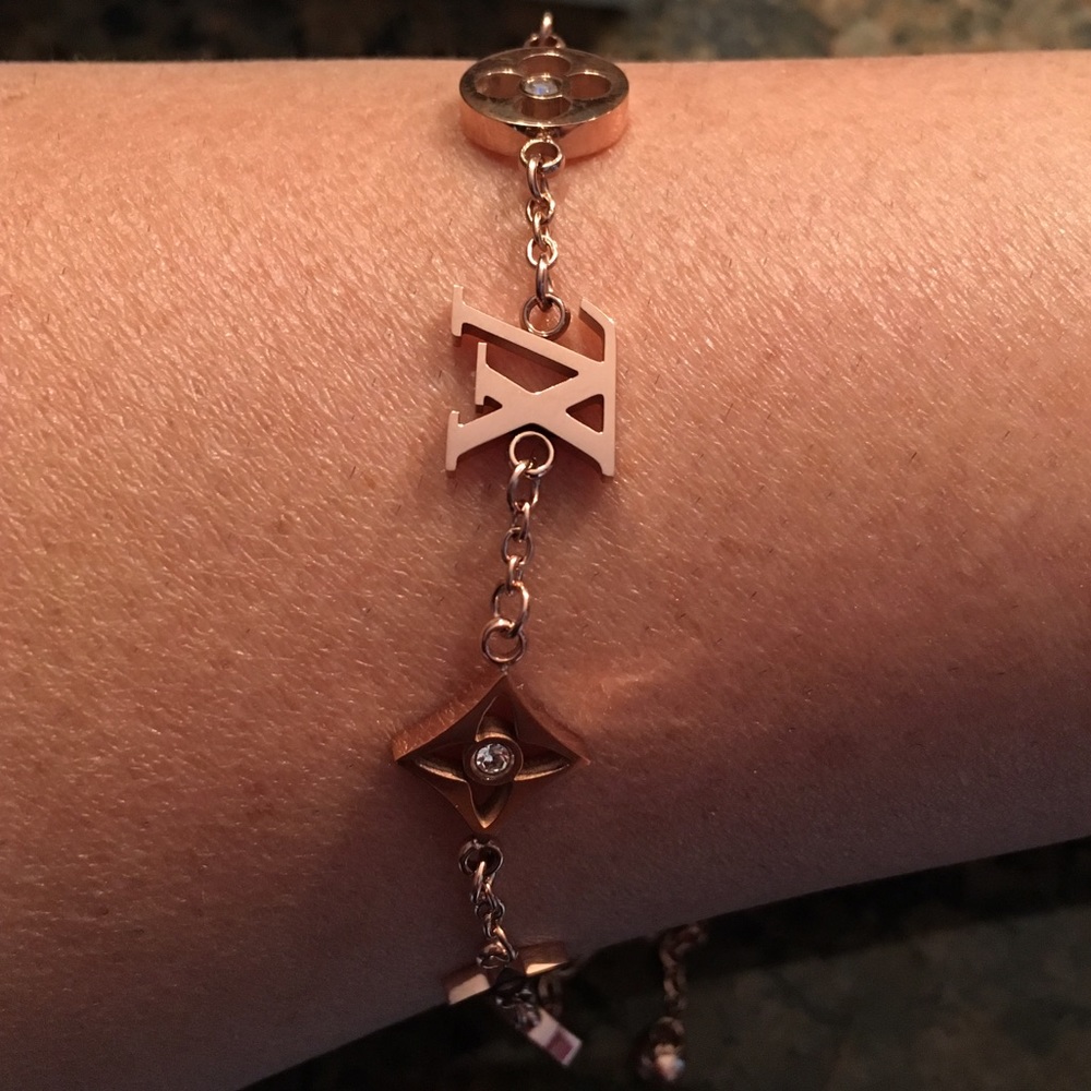 L.V. Bracelet rosegold with rhinestones