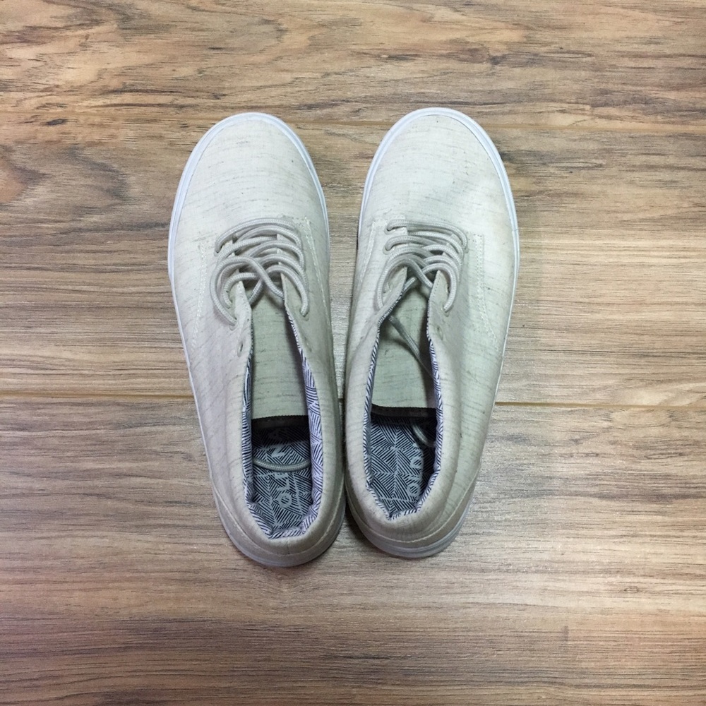 NWOT Men's Old Navy shoes