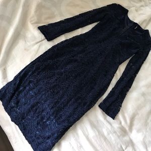 NWOT Lulus lace midi dress size small