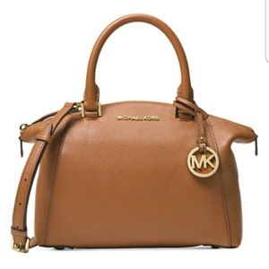 🚫🚫SOLD🛇🛇 Michael Kors - Small Satchel