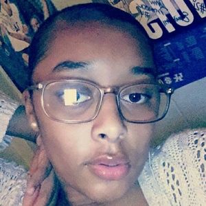 Meet your Posher, Briana