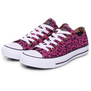 Pink Leopard Converse Women's Size 7