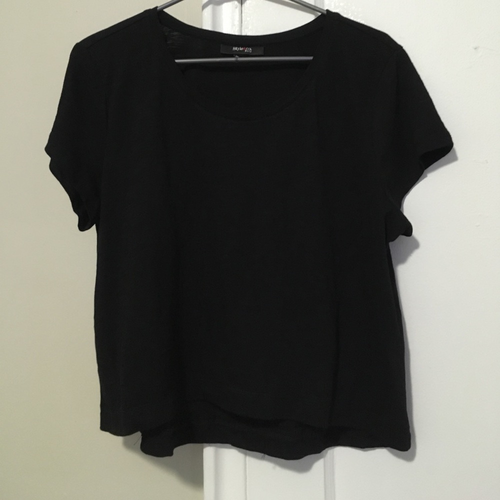 Black Crop T-shirt