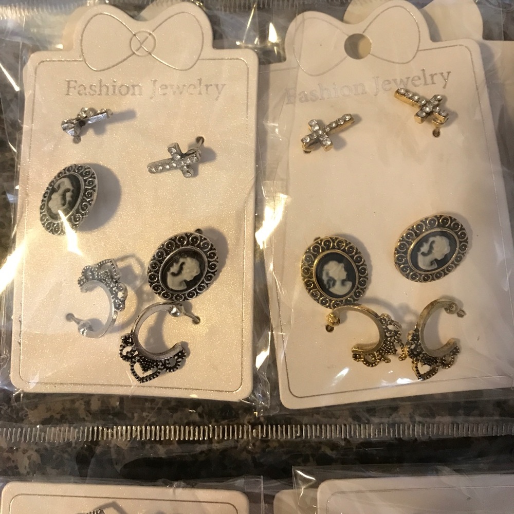 Multi stone and pearl earrings