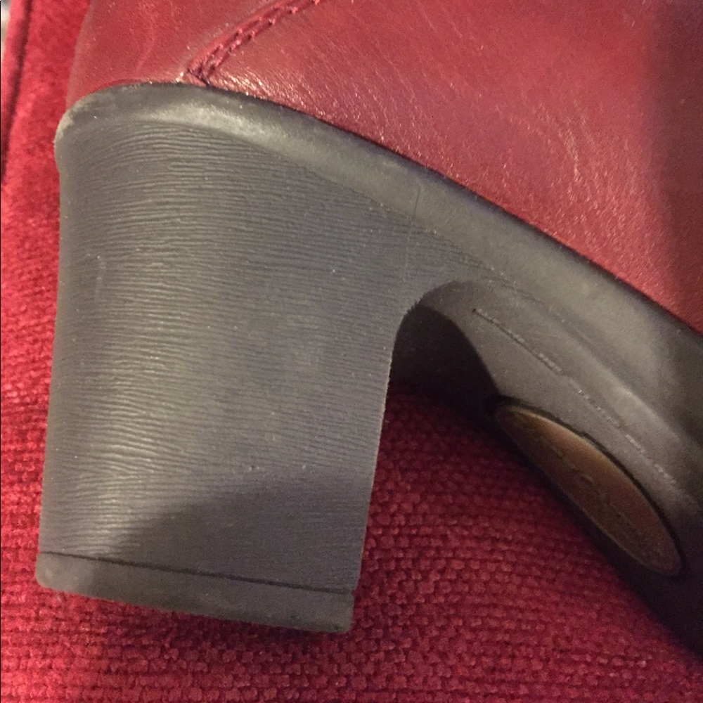 Shoes - Picture 3 of 3