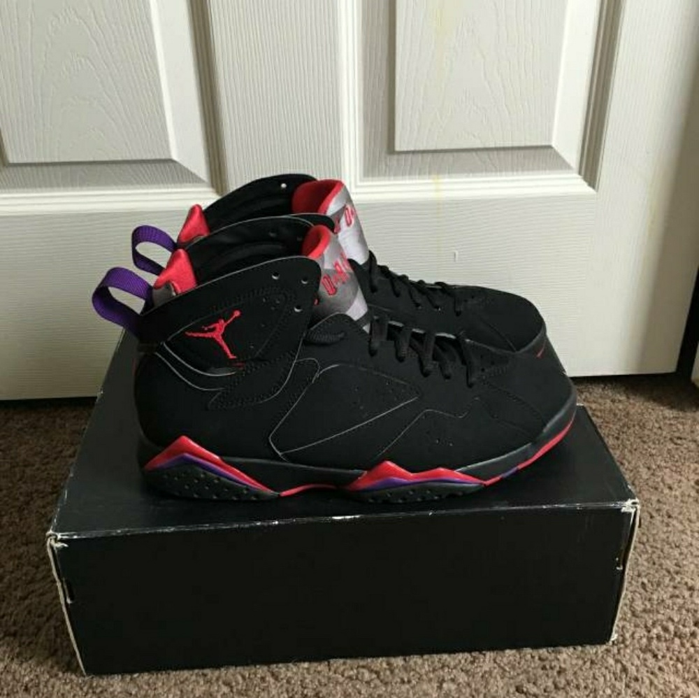 Raptor 7s with box