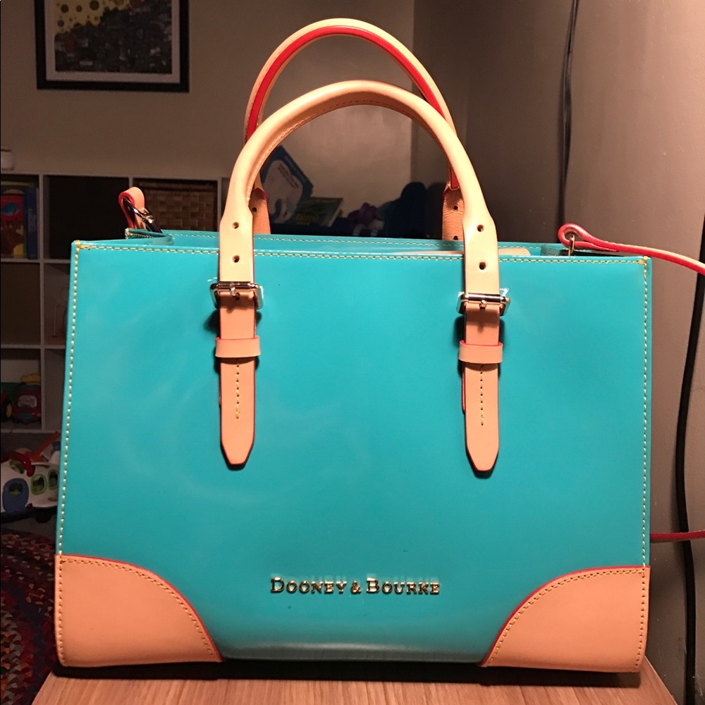Dooney&Bourke Purse