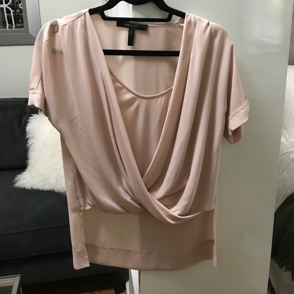 Blousy BCBG light pink top