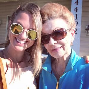 Meet your Posher, Stephanie