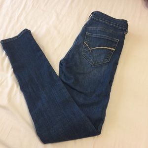 Bullhead Bluck Skinny Jeans