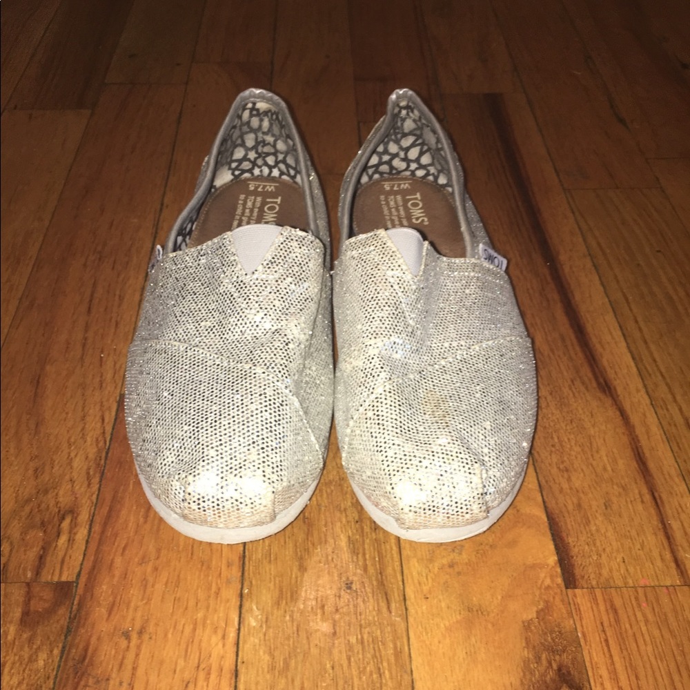 Women's TOMS 7.5