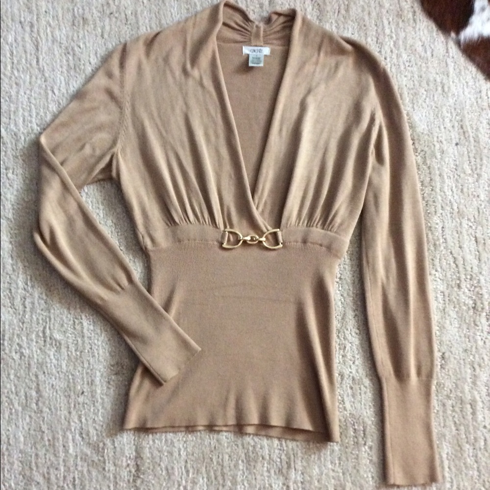 Long sleeve V-neck cache sweater