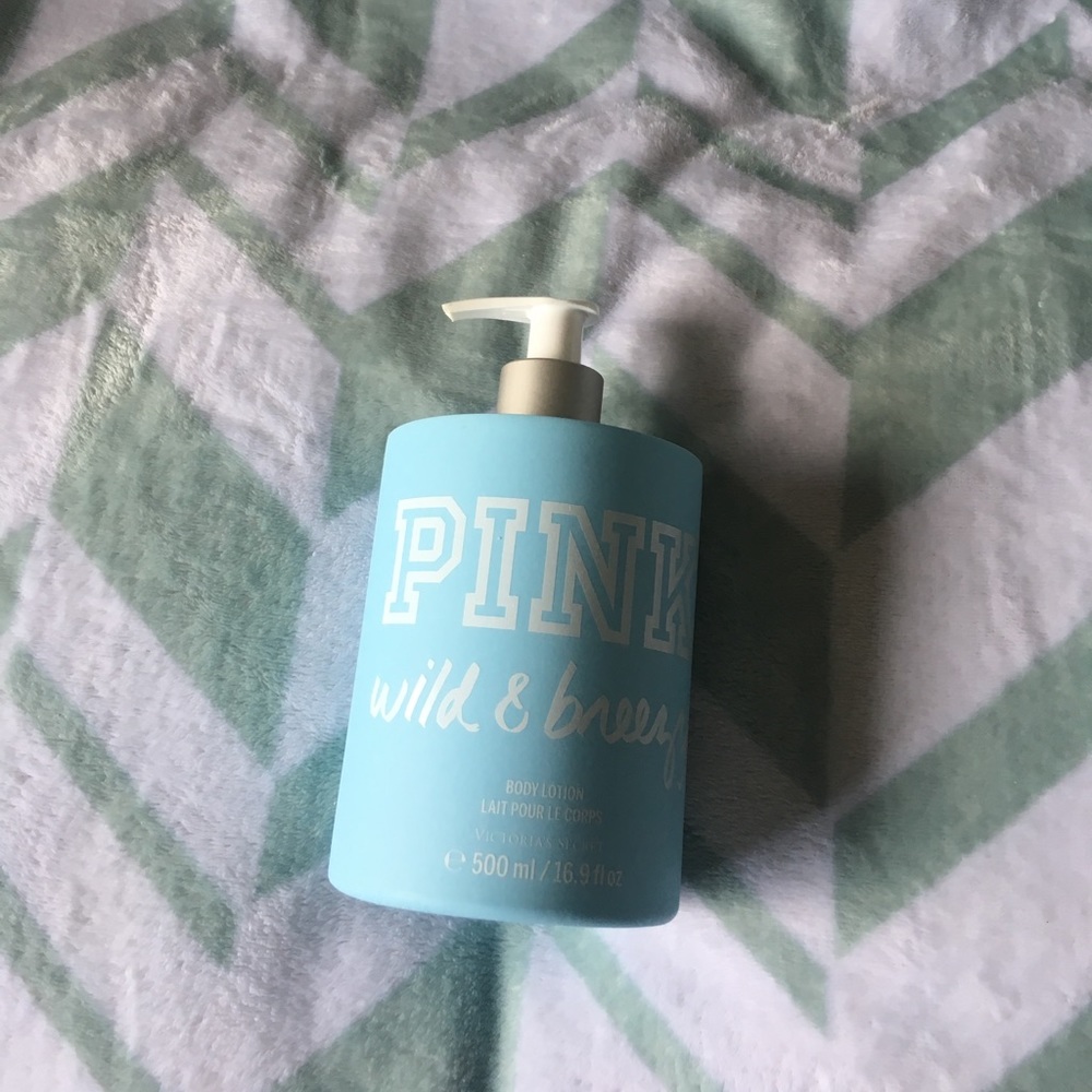 Pink Wild&Breezy Lotion