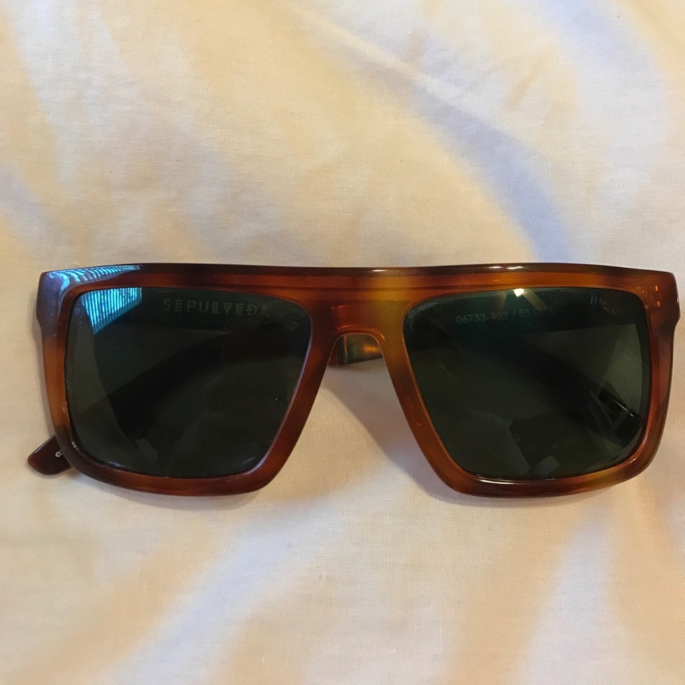 IVI Sunglasses