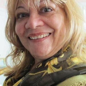 Meet your Posher, Louisa
