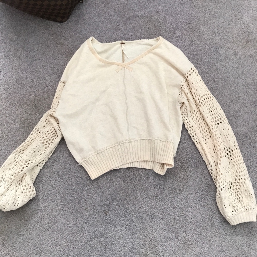 FREE PEOPLE summer sweater