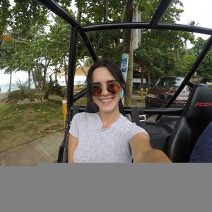 Meet your Posher, Natalie