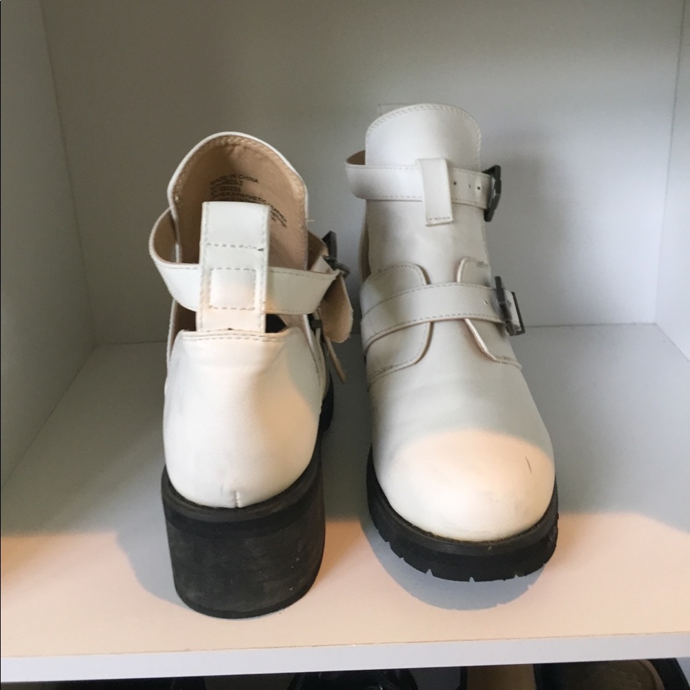 White Cutout Booties - Picture 3 of 6