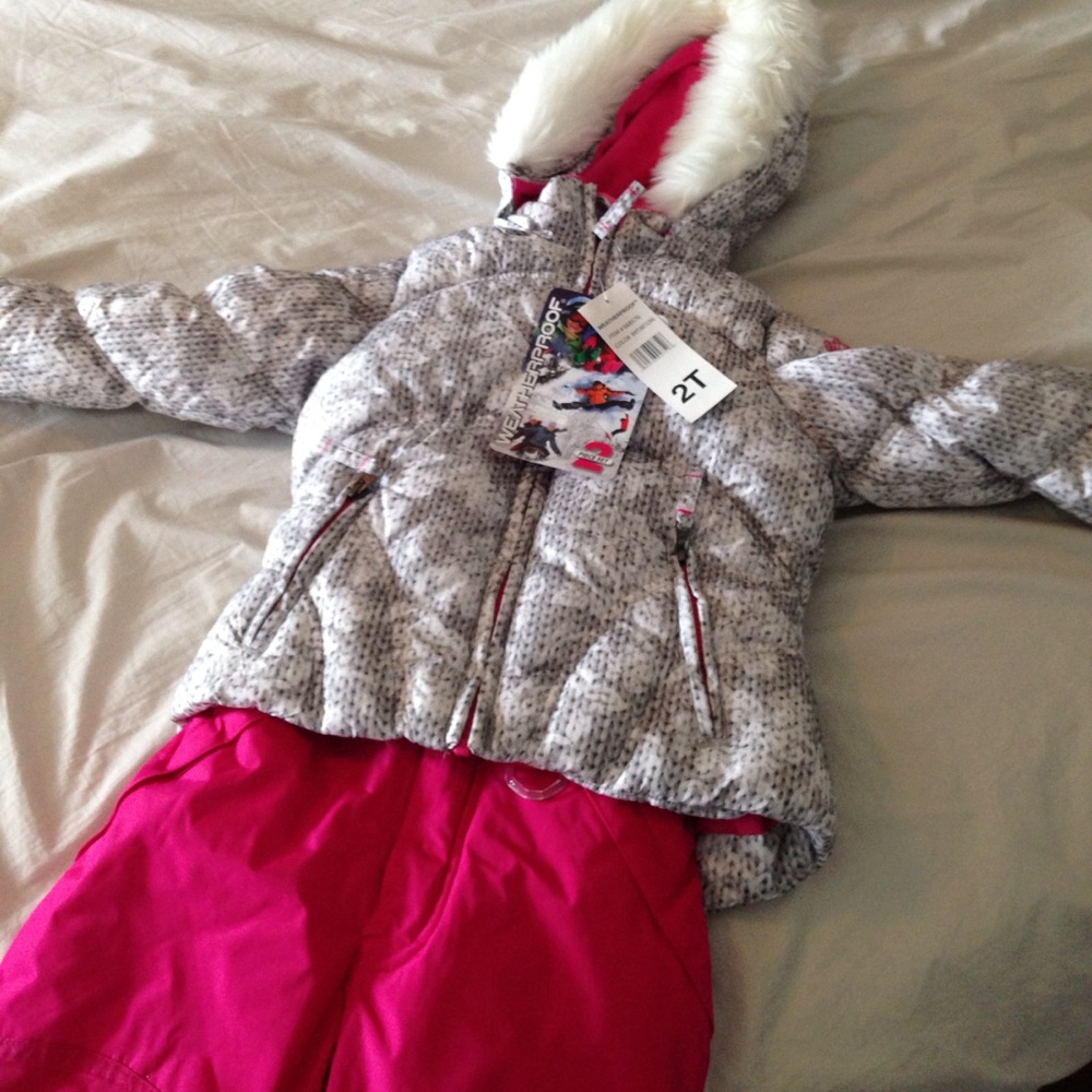 Girls' snowpants and hooded coat