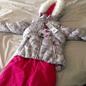 Girls' snowpants and hooded coat